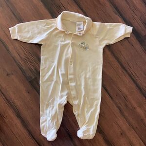 NEW Yellow Baby Unisex Caterpillar 🐛 Butterfly 🦋 One Piece 3-6 Month- precious
